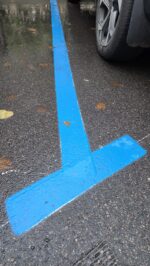 Синяя разметочная краска для парковки